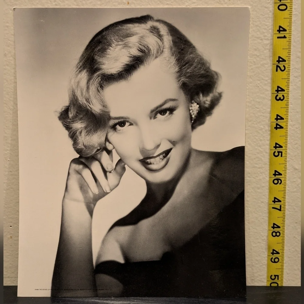 Black and White Vintage Portrait Print Advance Graphics 1989